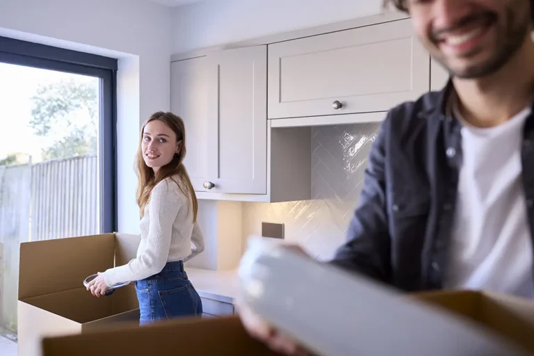 Expert removals Chelsea by Edward Miles. Professional home and office moves, packing, and secure storage for a smooth, stress-free relocation.